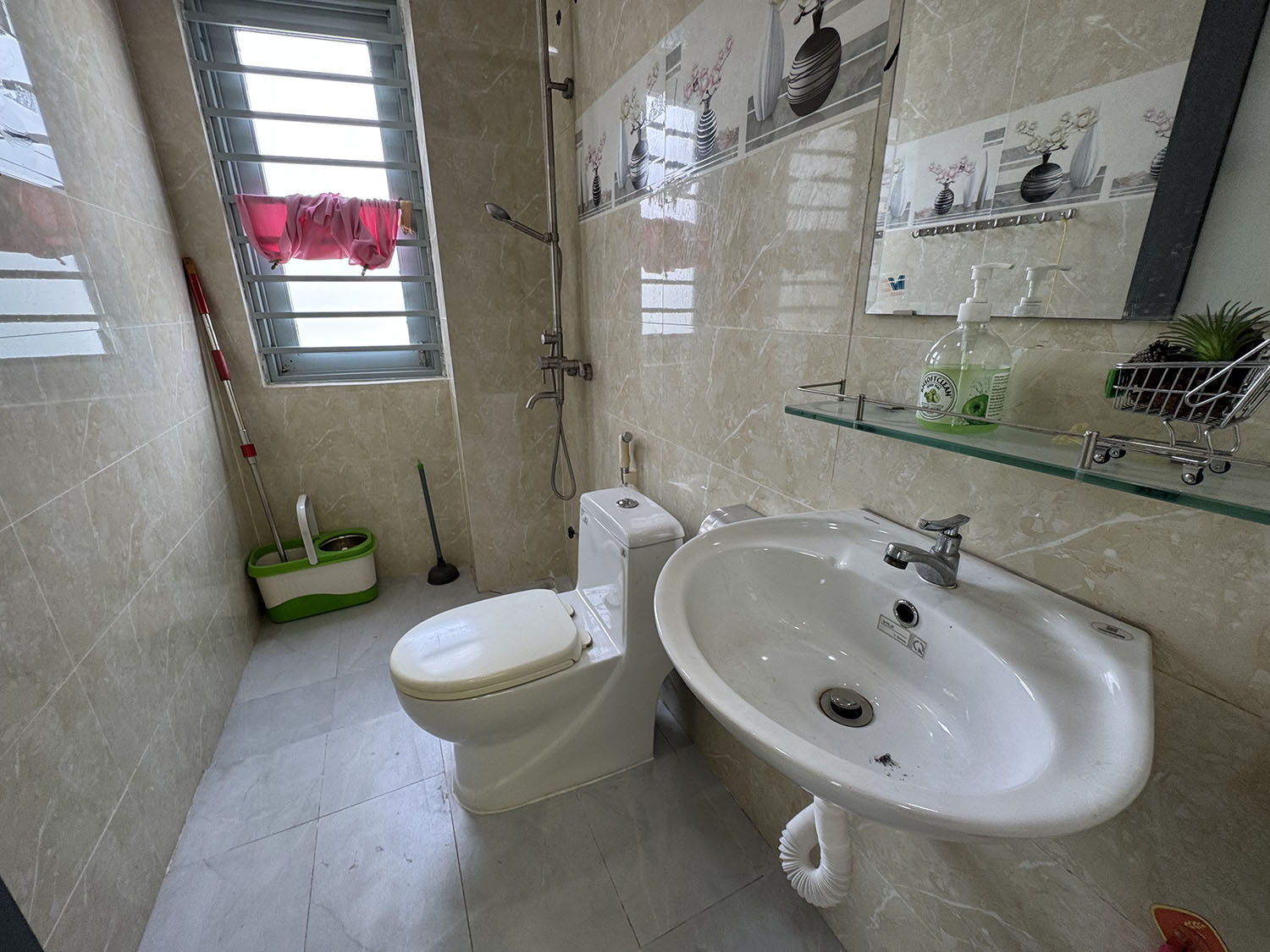 Nhà phố 3 lầu, góc 2 mặt tiền hêm 6m khu cao cấp Hồ Biểu Chánh, hẻm thông ra HVBánh, LVSỹ, Q.PNhuận